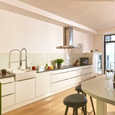 Διαμέρισμα Sunshine Cloud*****